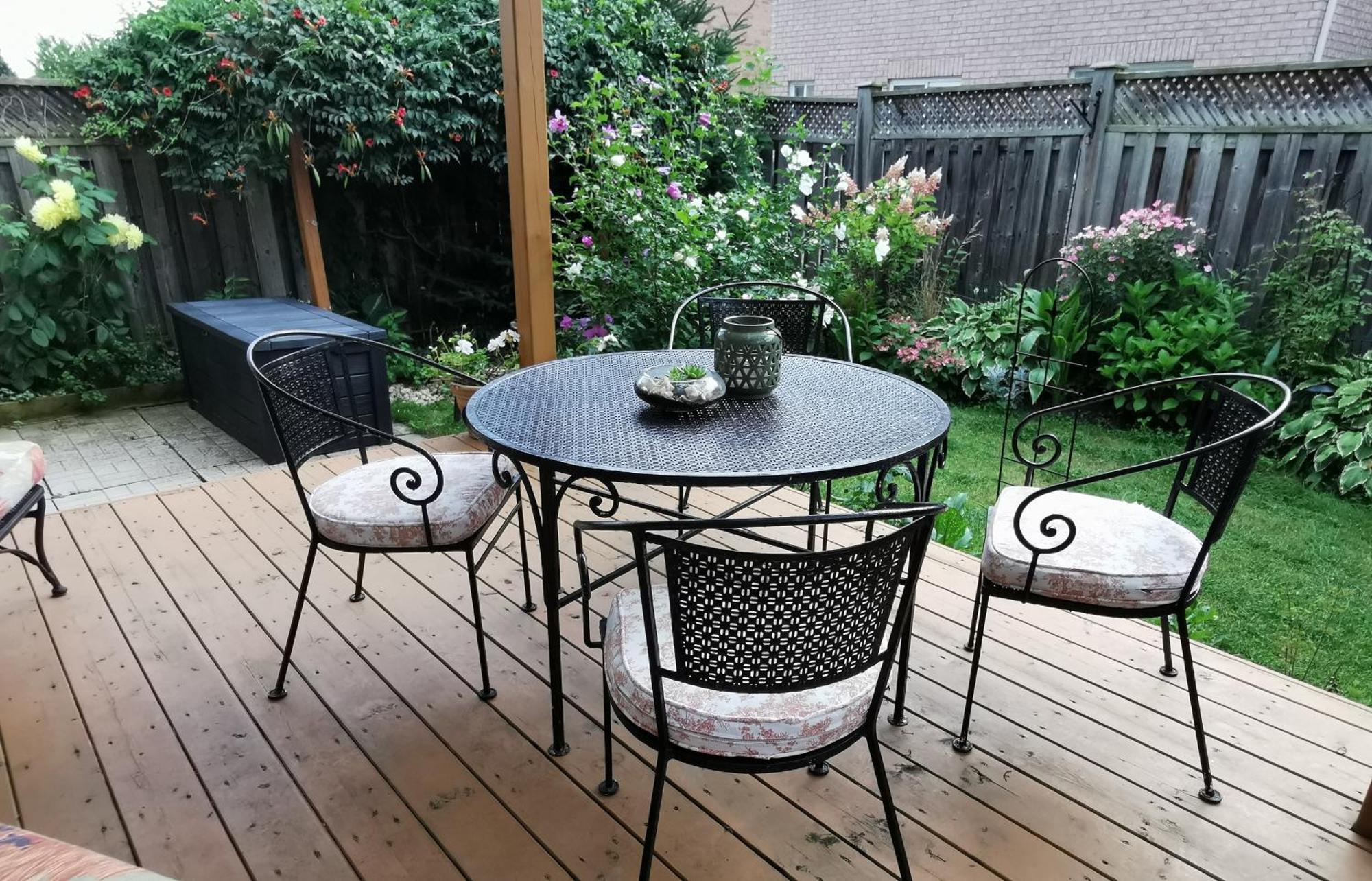 4 Bedroom 3 Washroom Charming Home In Markham With Warm Cozy Vibe Exteriör bild